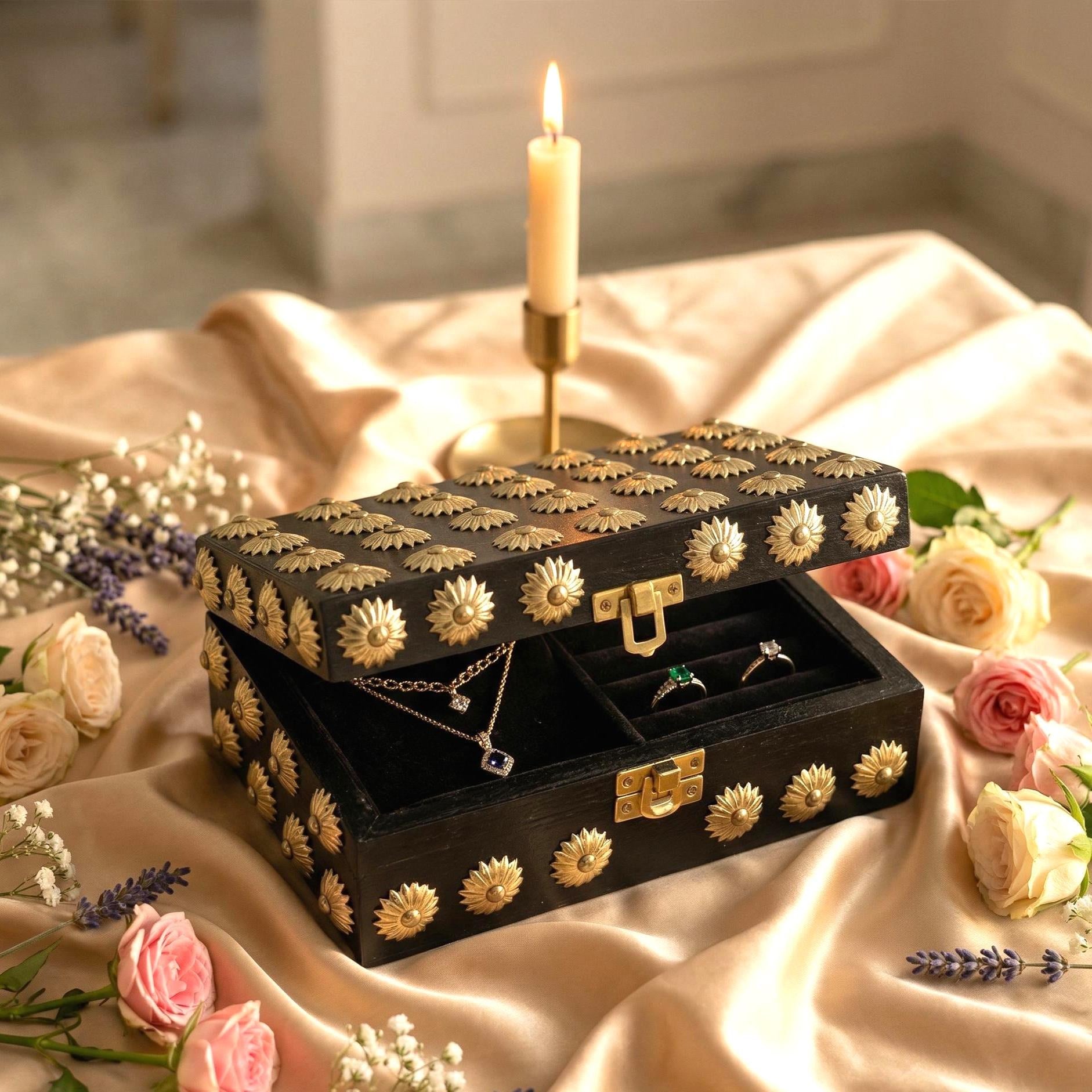 Brass Inlay Lockable Jewelry Box - view 4