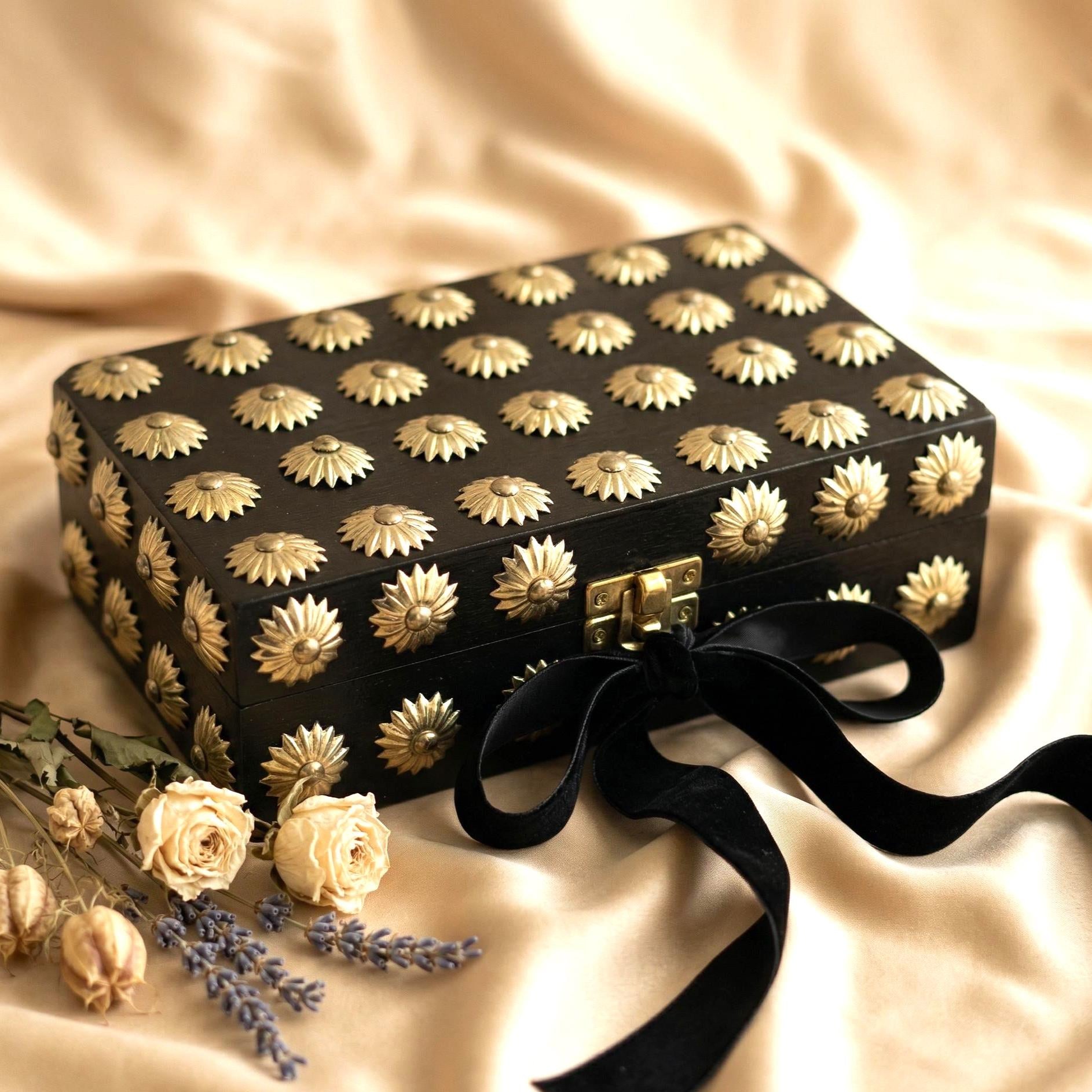 Brass Inlay Lockable Jewelry Box - view 5